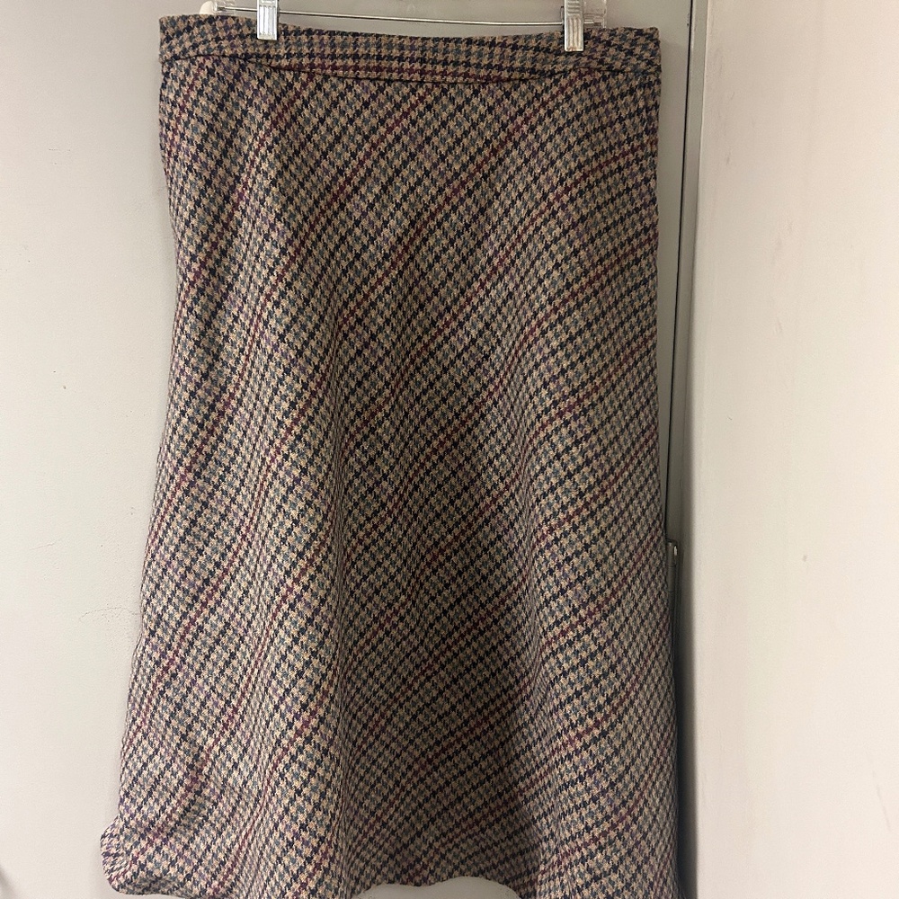 Stylish A-Line Skirt in Pink and Black